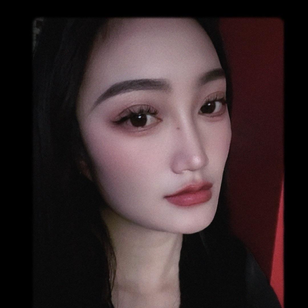 发光女神✓秋秋