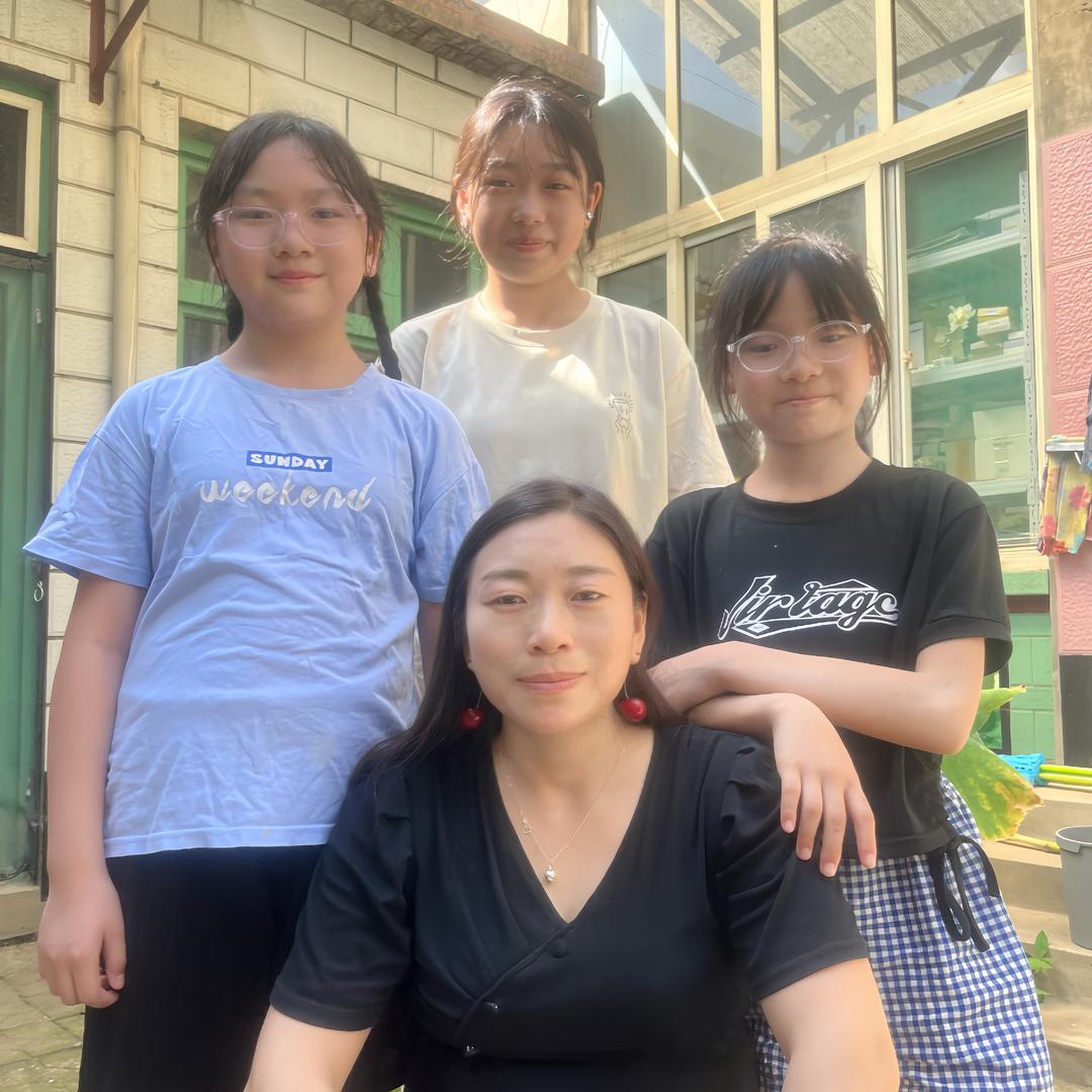 迪迪一家的生活