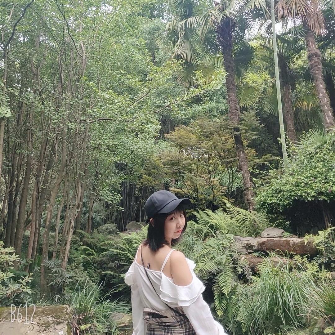 小不可爱。