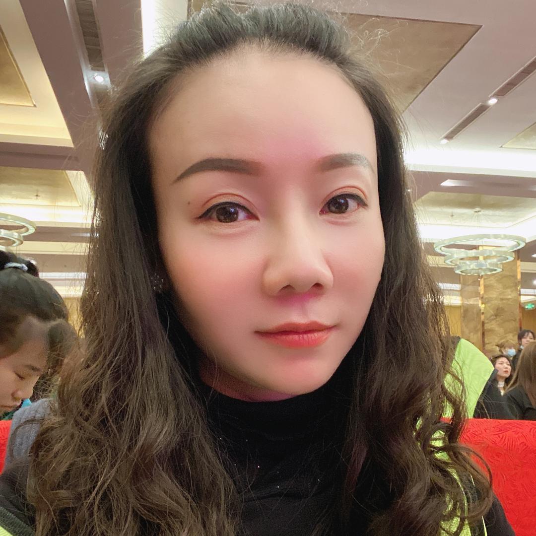 名秀美容生活馆