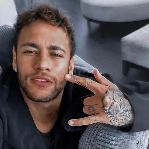 臆想的黑猫🐈‍⬛