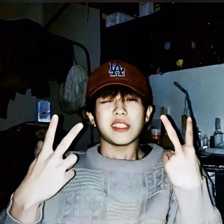 小陈不会守门🧤