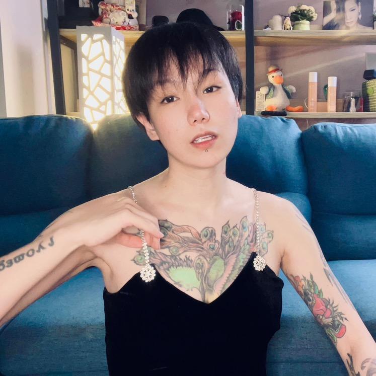 ada嘿嘿嘿
