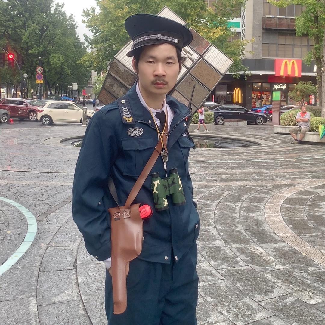 忧郁男神