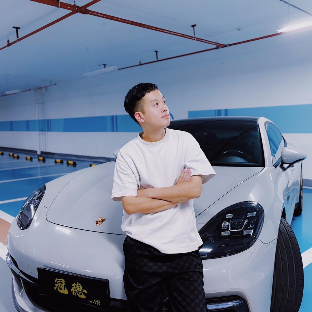 深圳冠德小张哥二手车