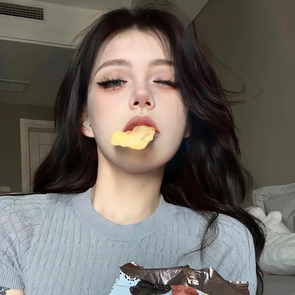 ぃ桃子🍑√⭐