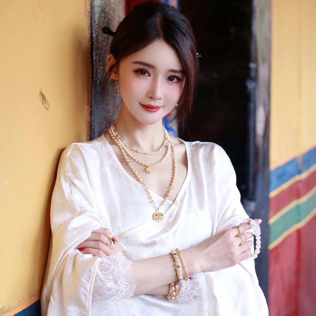 宝洛奇晶妹后花园