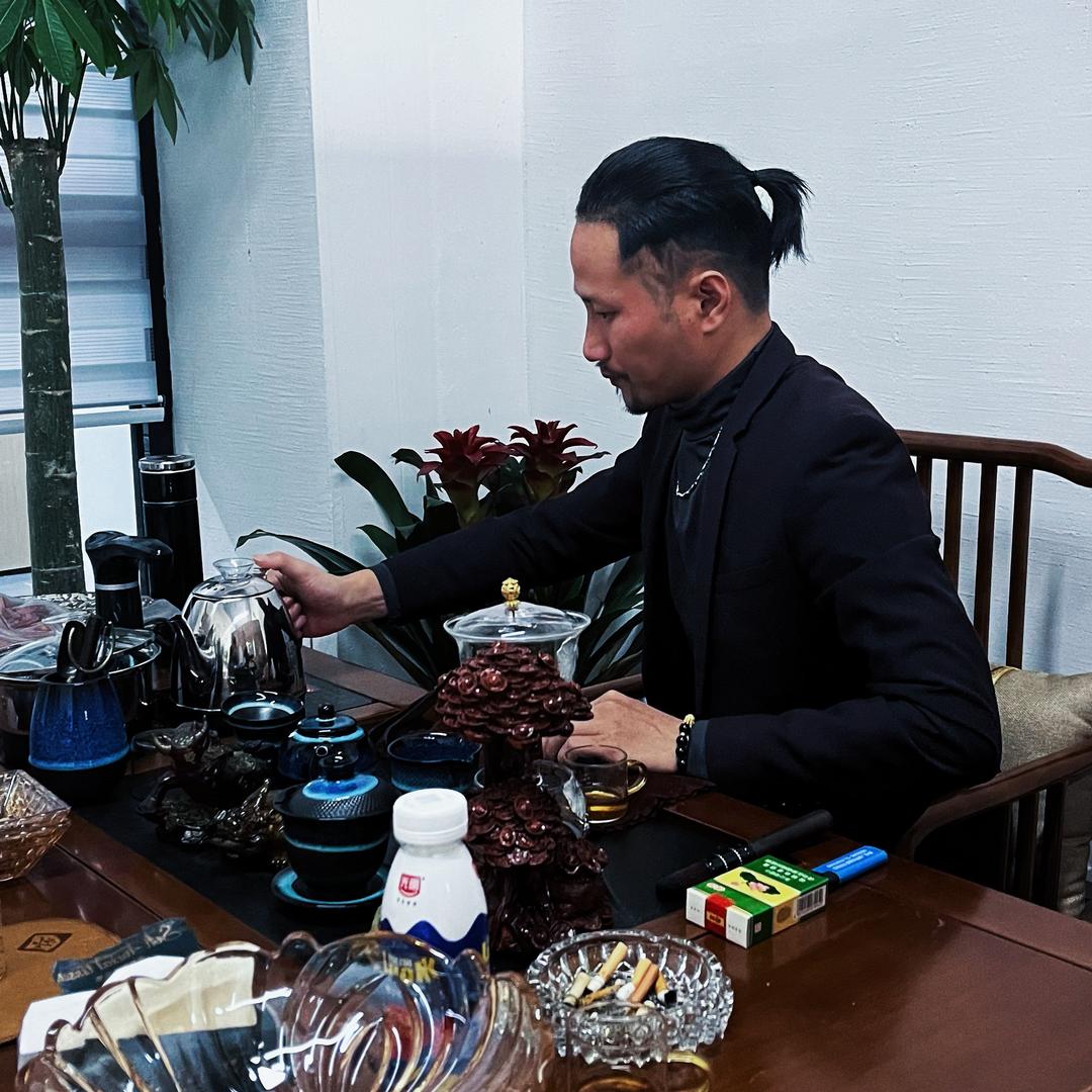 枪花探崇阳-鑫视微文化传媒