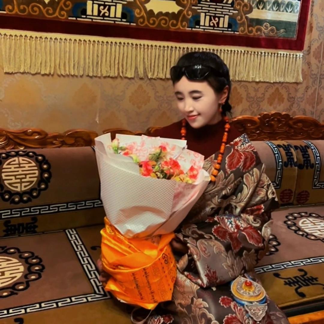 @央金卓玛