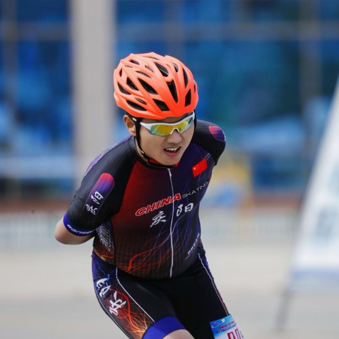 庆阳轮滑燕教练