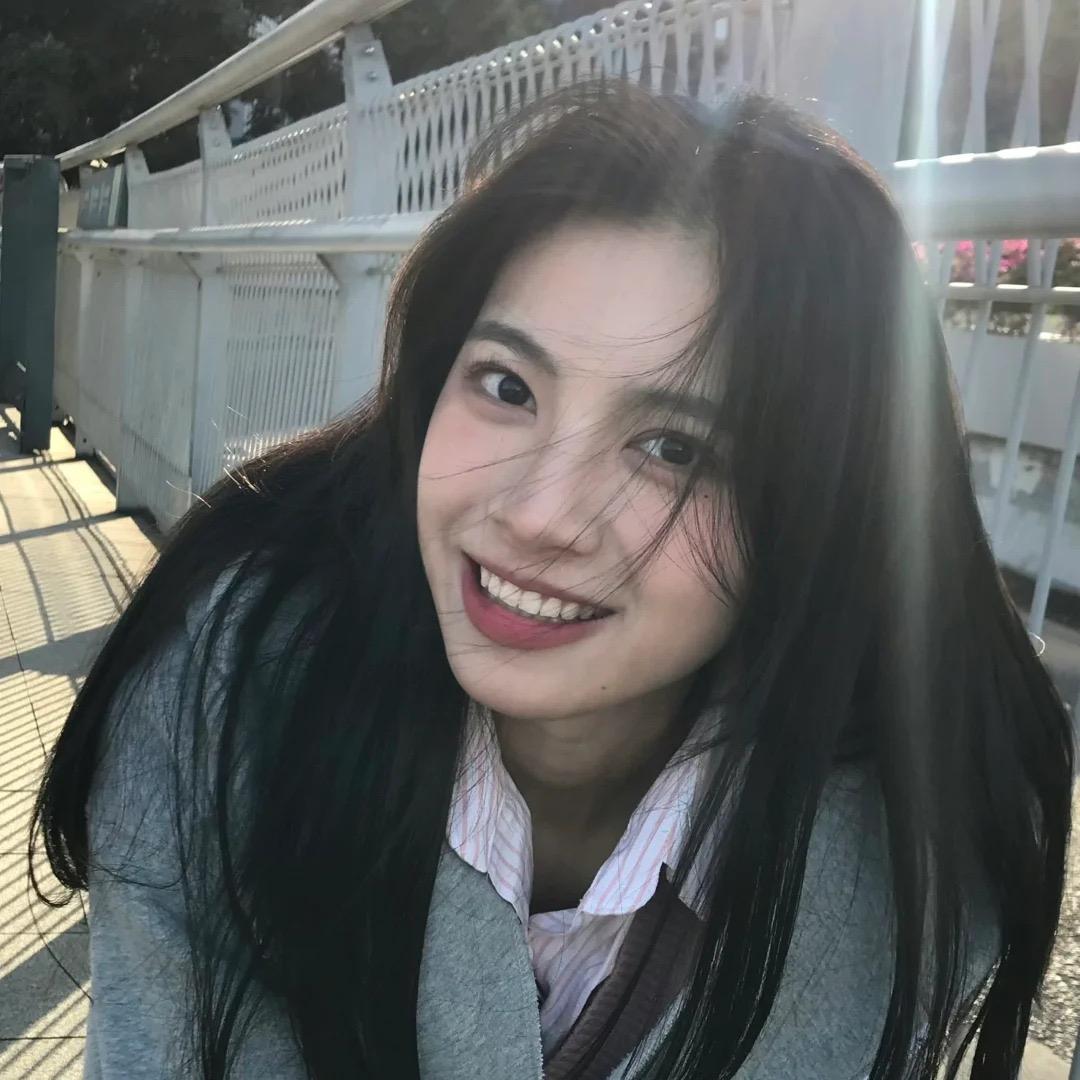 莉莉姐💕