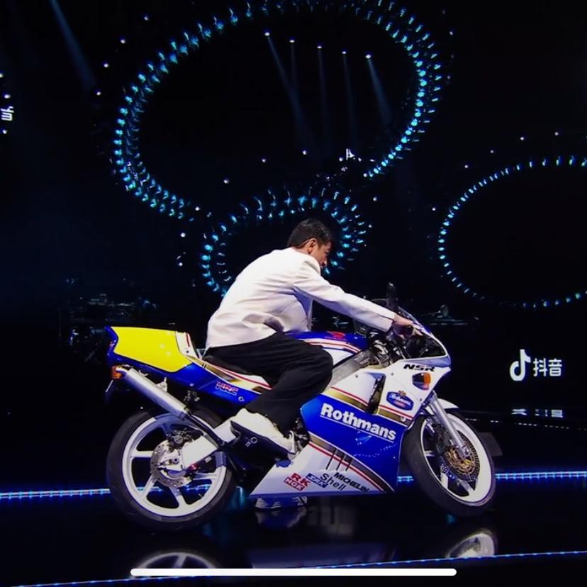 广州众合男装货源-大张