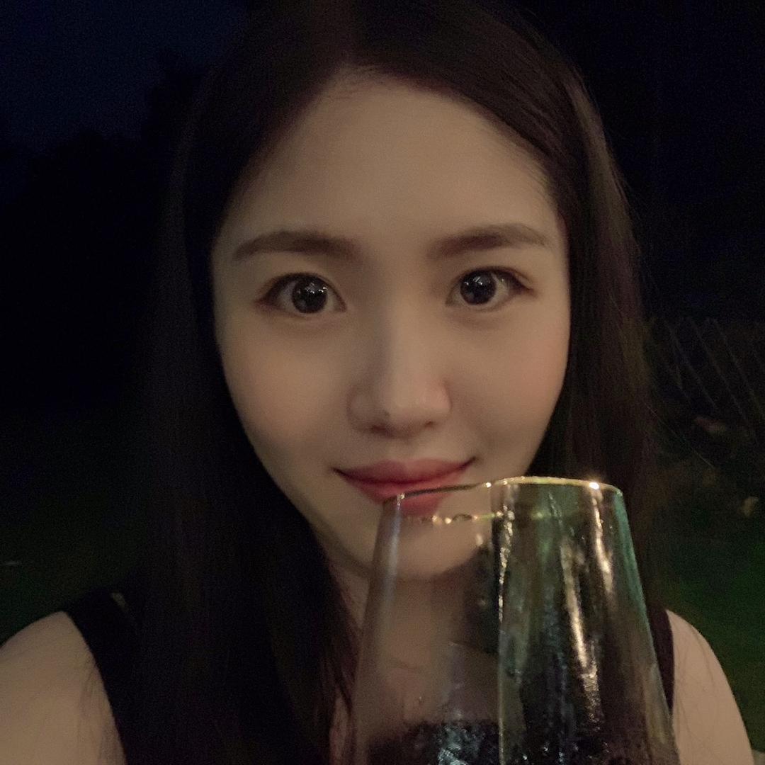 周美美红🀄️麻将