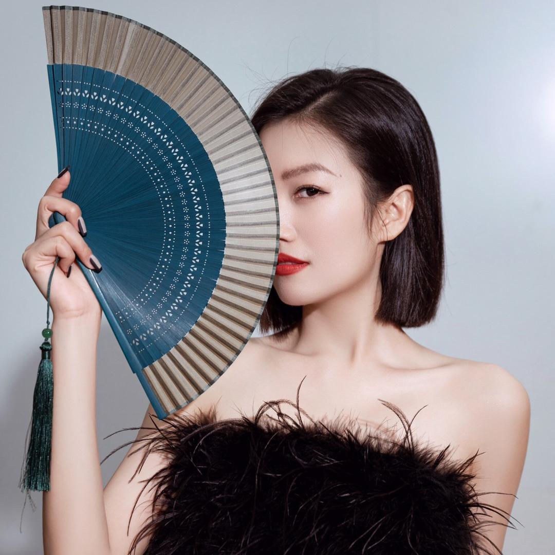 灰灰娇莱雅本人