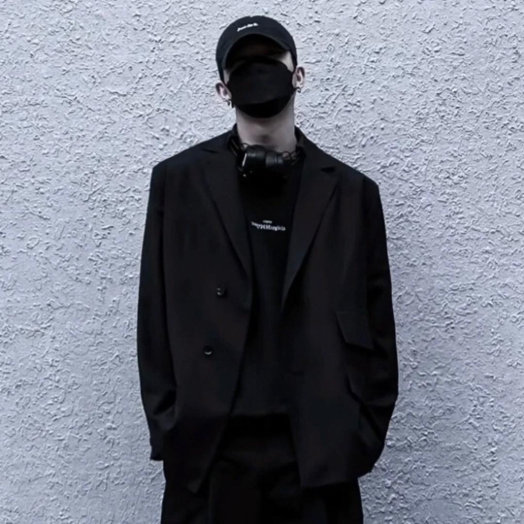 子航 .