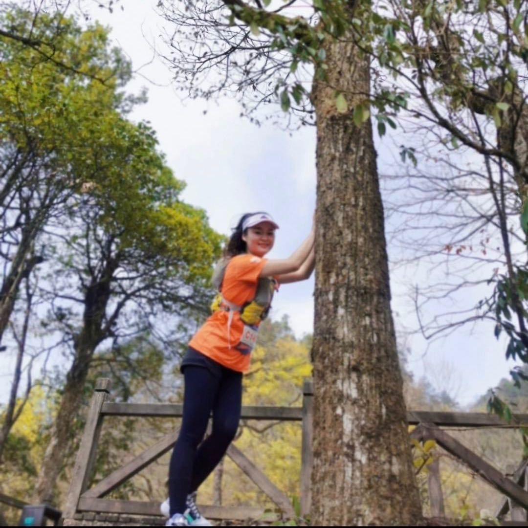 爱跑步的移动丽丽