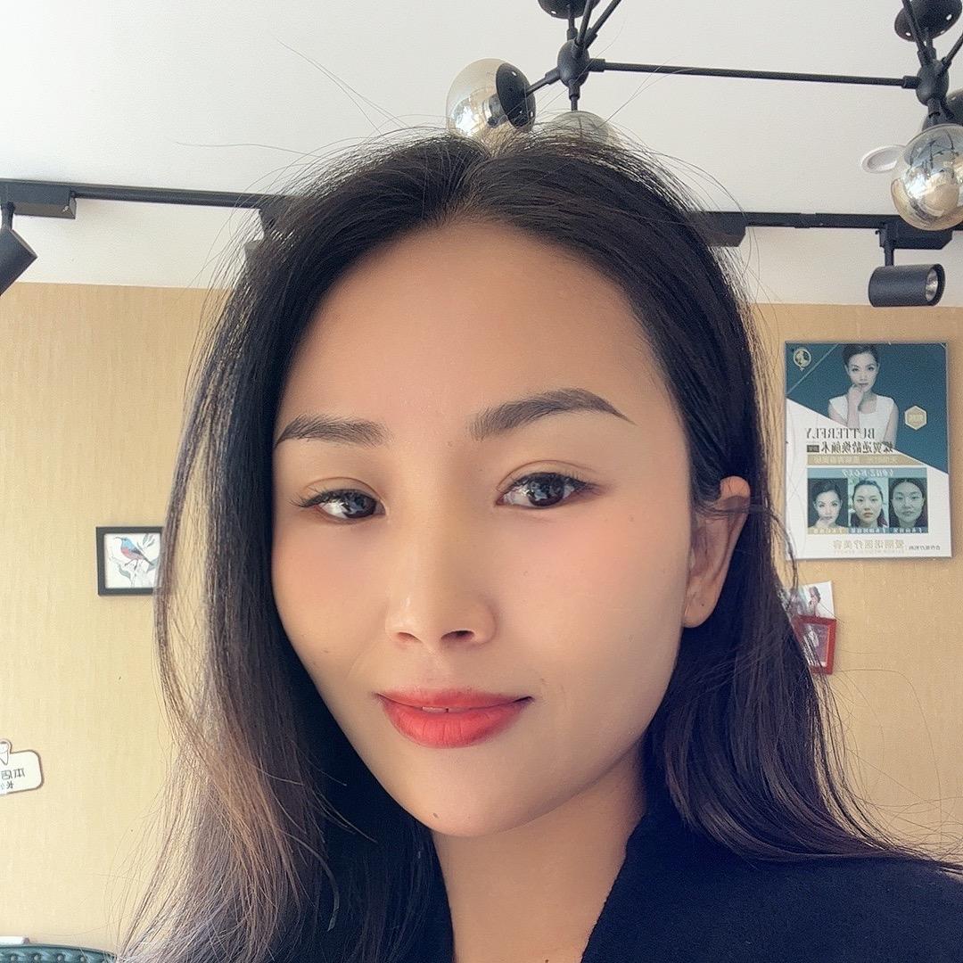 欣欣美甲店