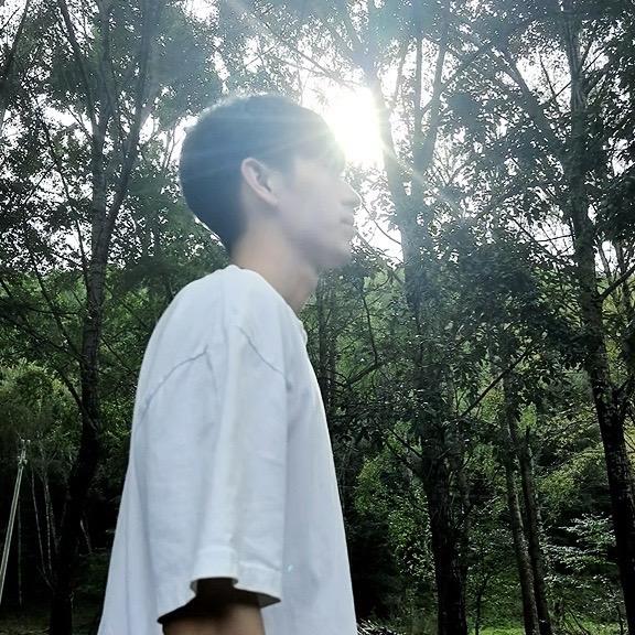 小张爱睡觉💤