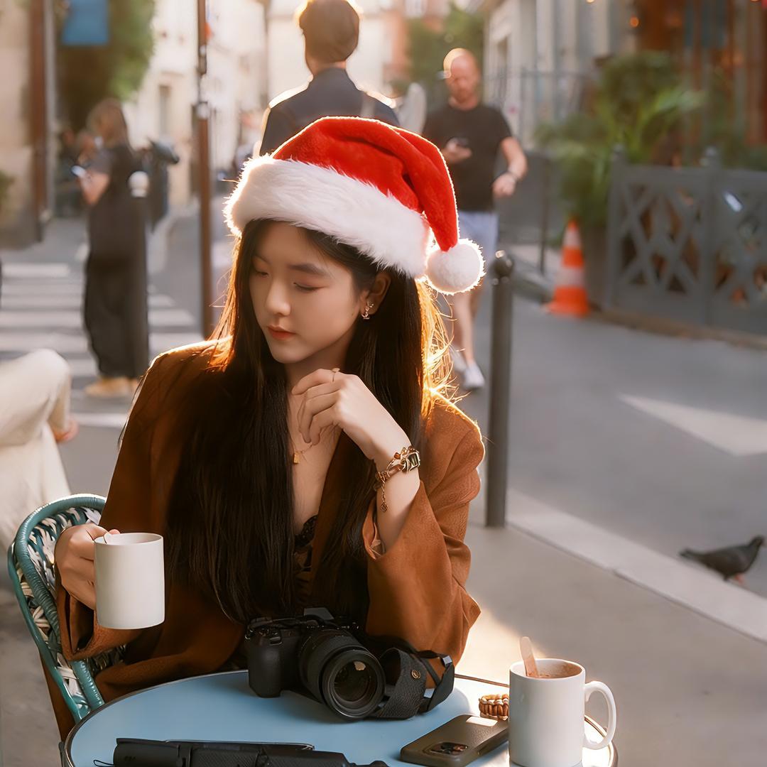 楠楠不爱穿袜子