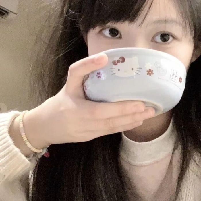 初一.