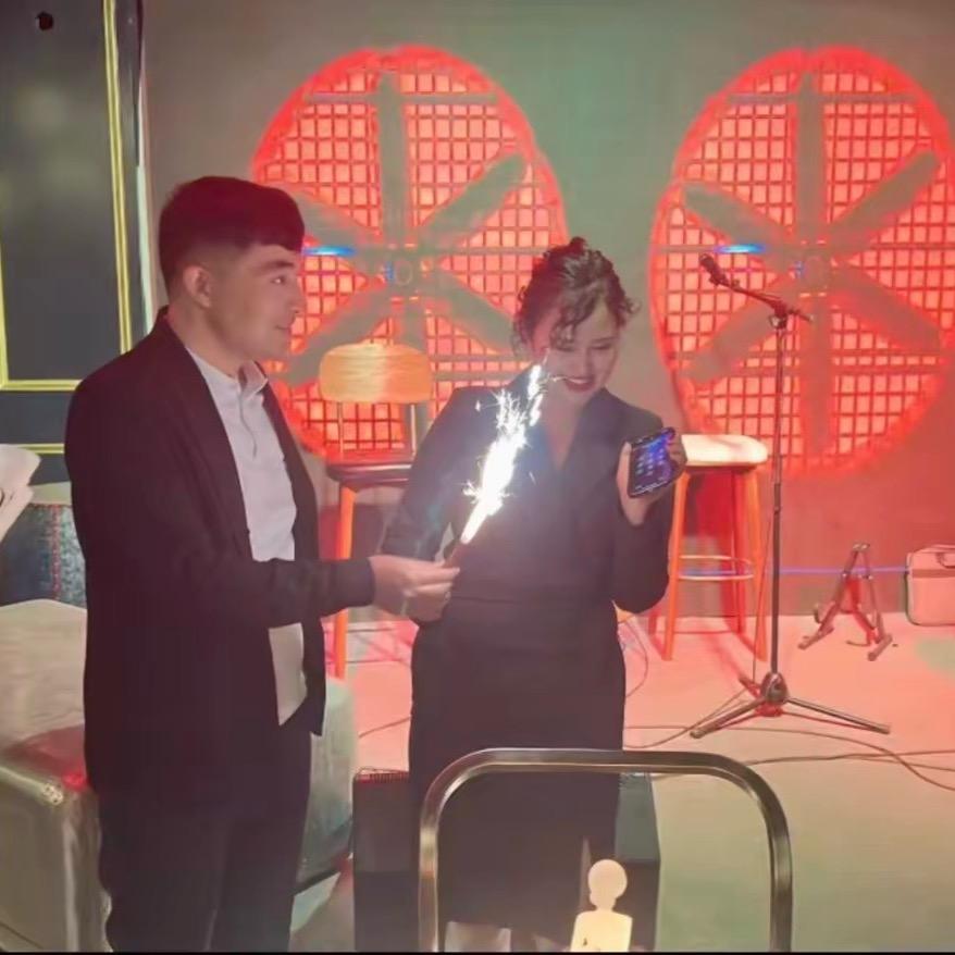 MaxMara 美甲美睫