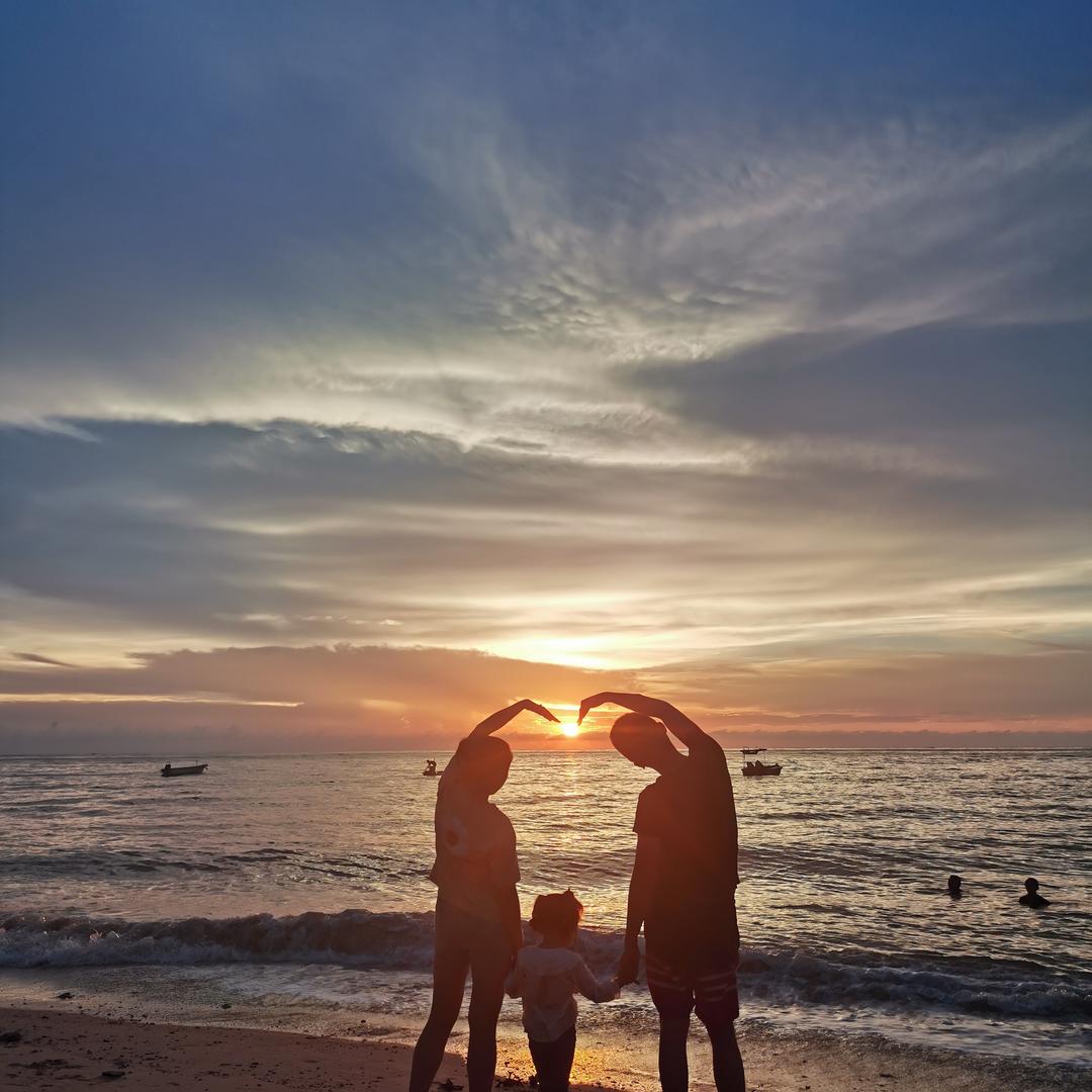 小张爱钓鱼，也爱收车