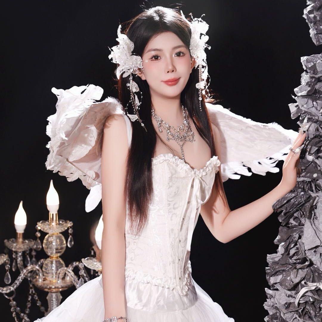 安琪拉.       🎀