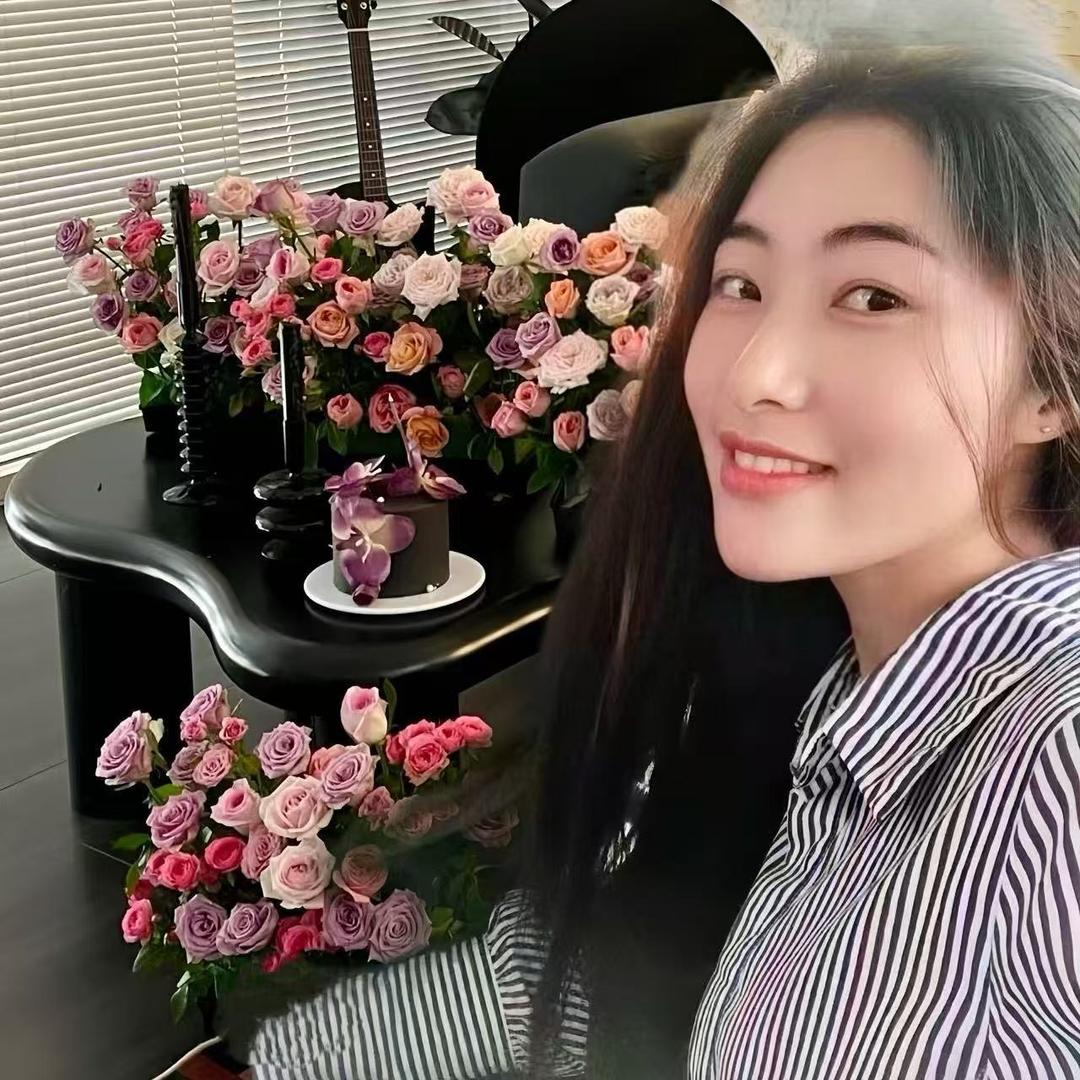 熊猫🐼。🚩