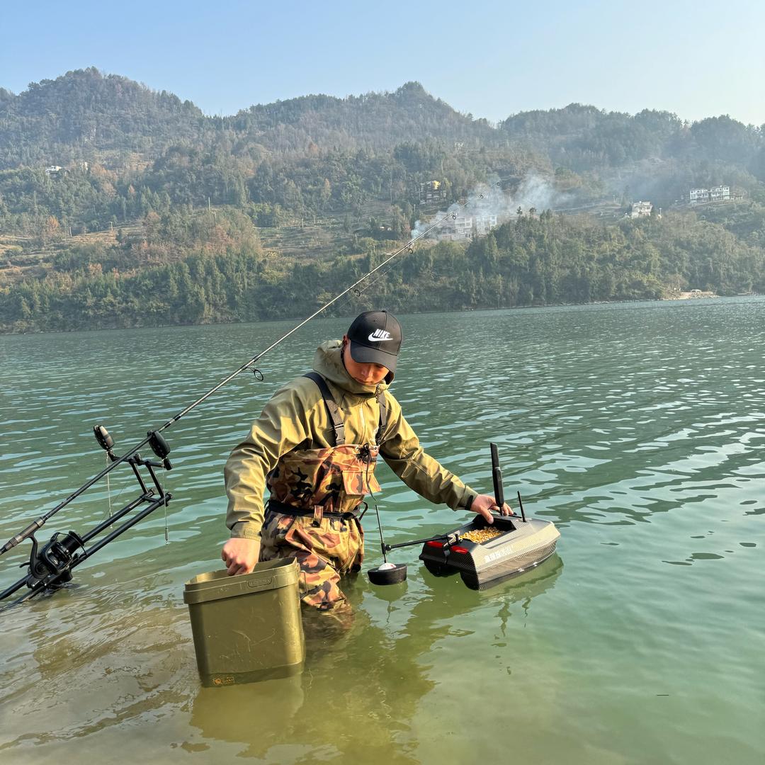 李林钓鱼🎣