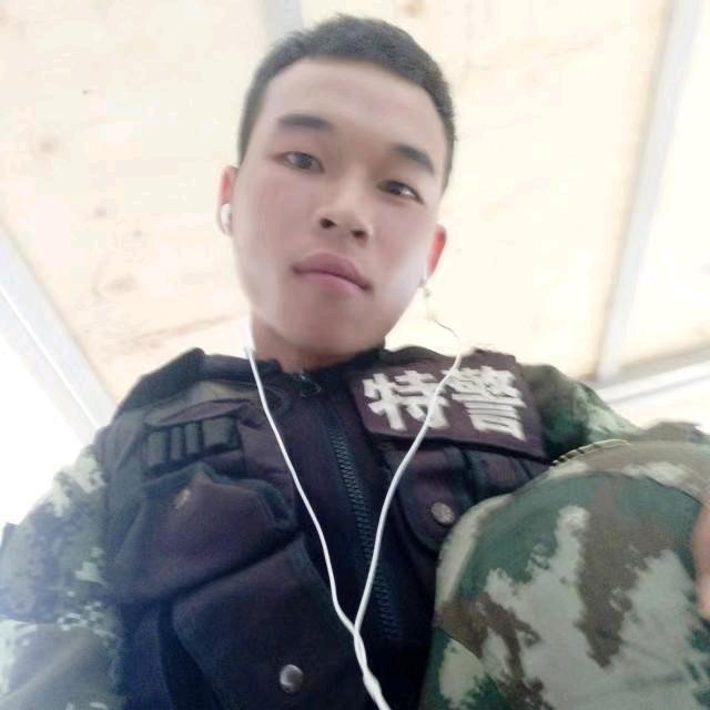 肖洒