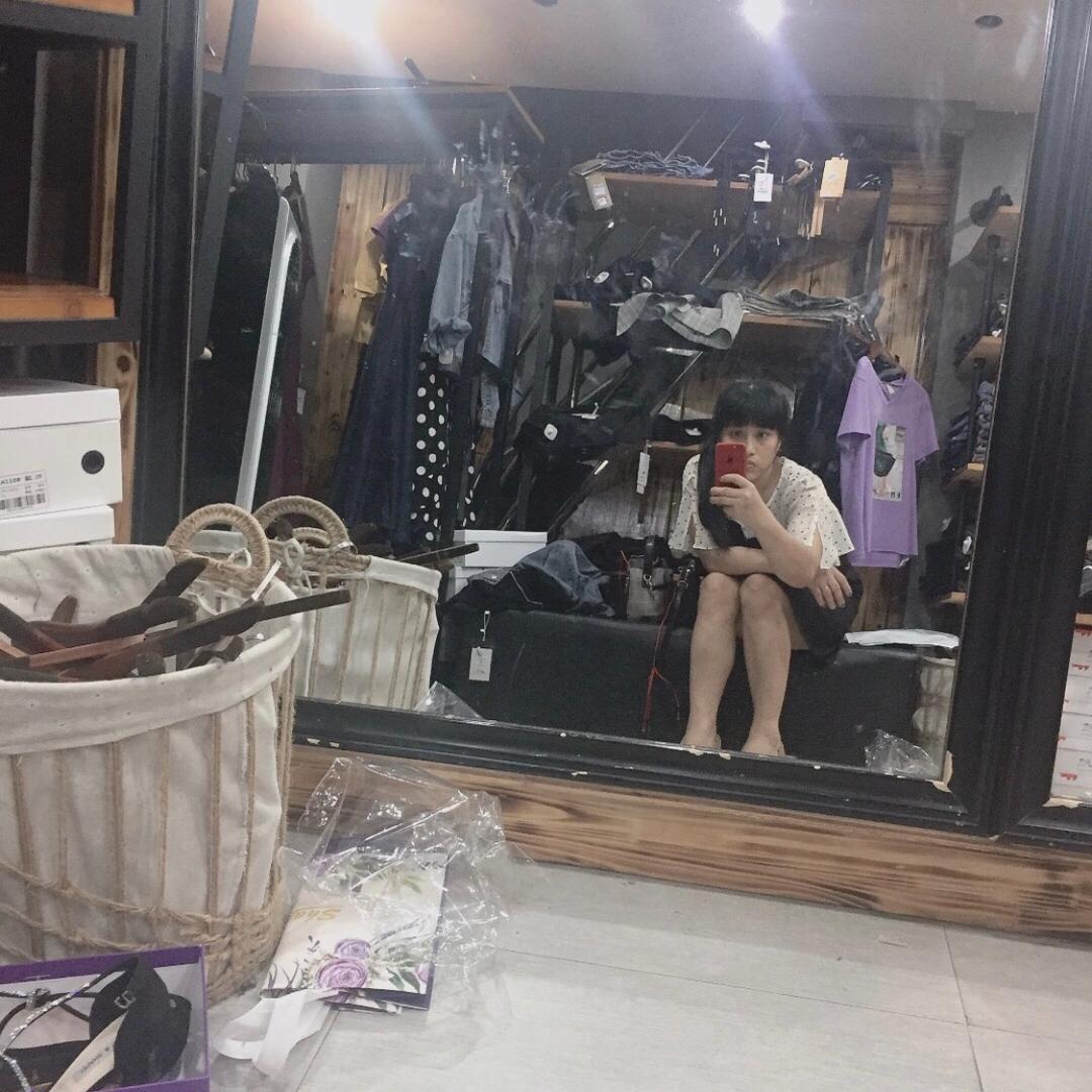 精品好物(商品在橱窗）