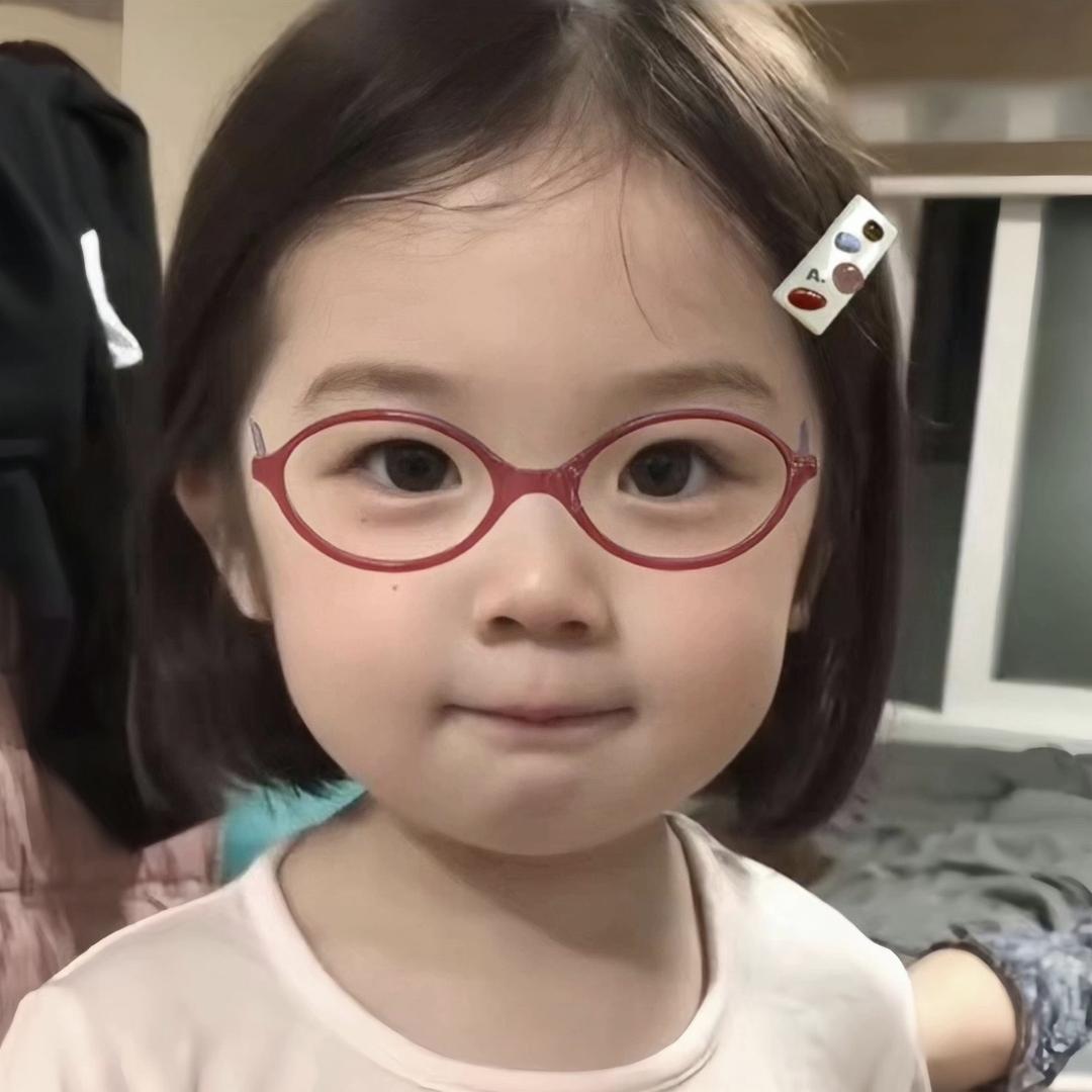 麻辣炸鸡童装店