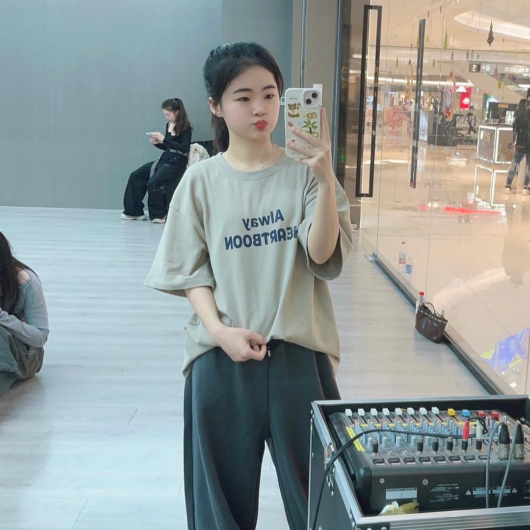 Tina咩咩