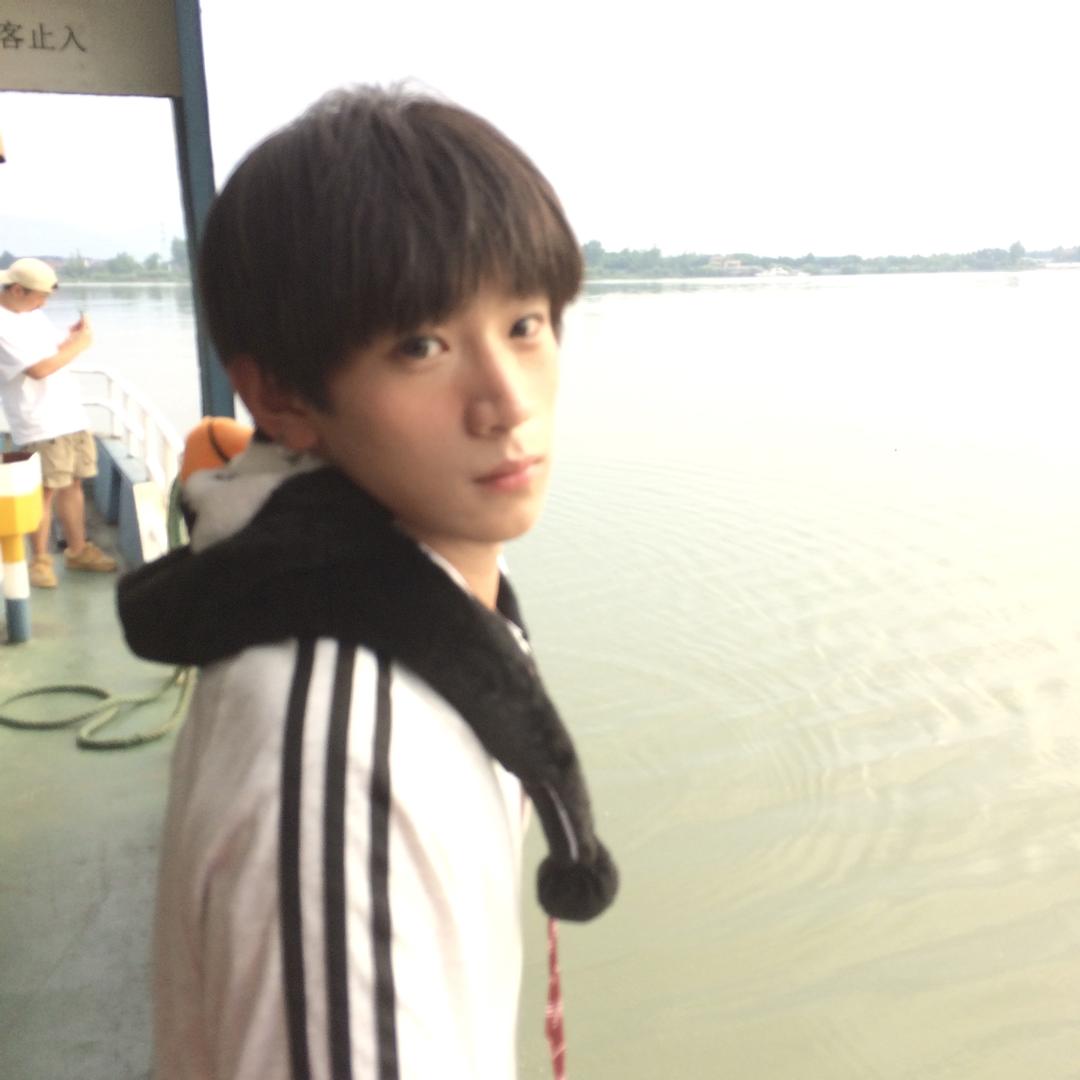 一只小耶岩