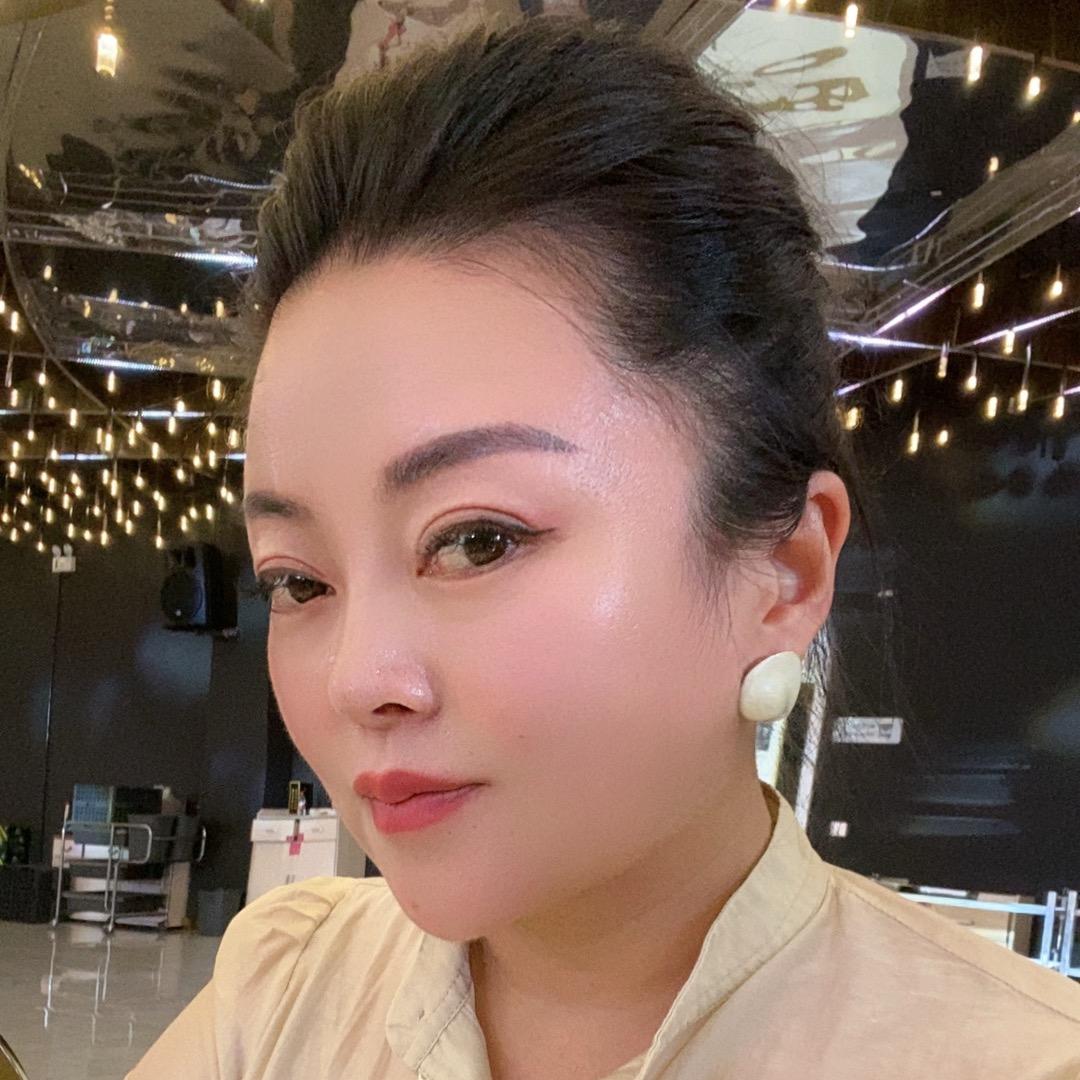 @大气姐（张小二）