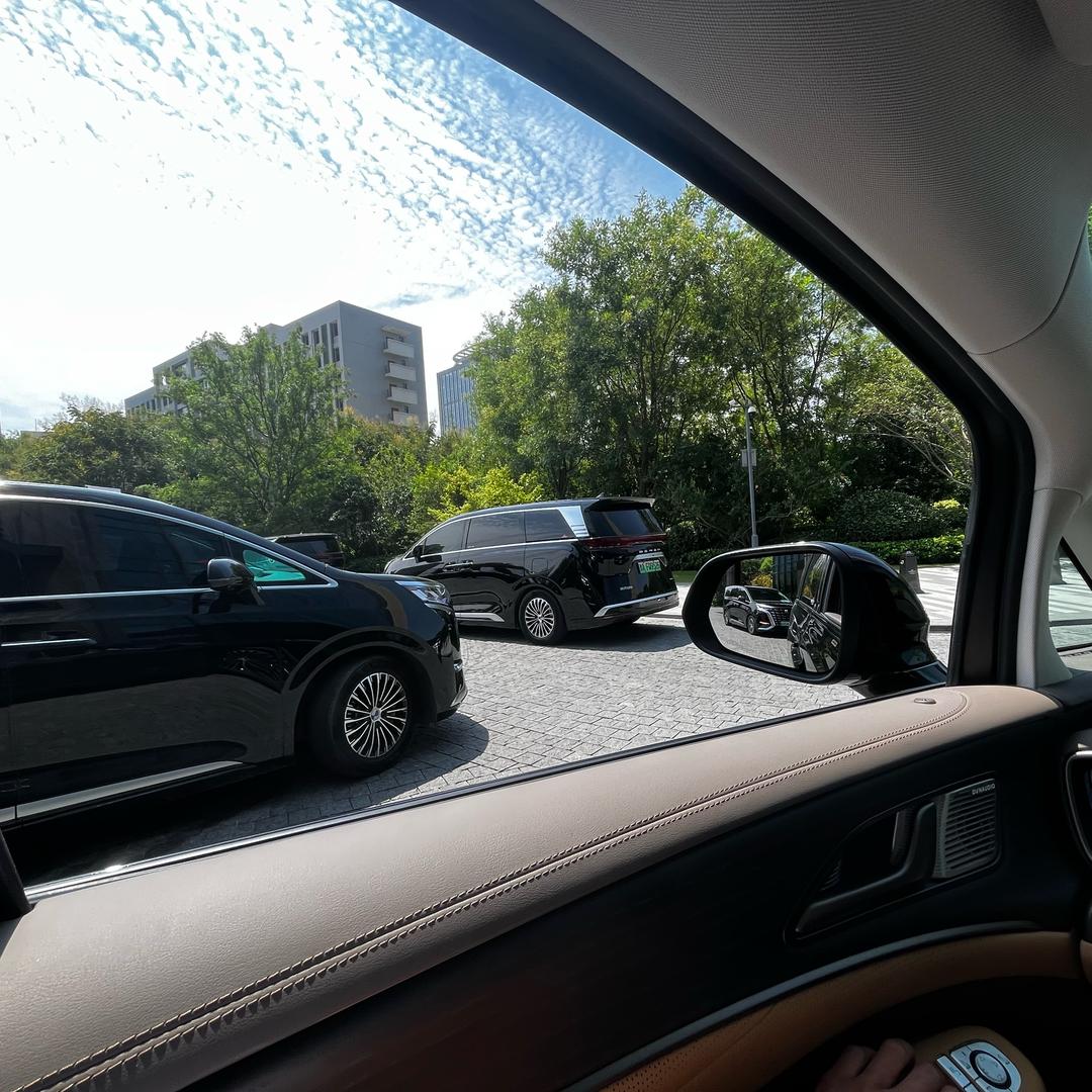 郑州开腾势的小刘