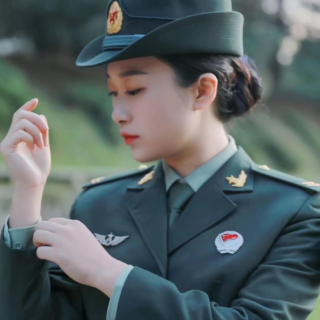 退伍女兵威威