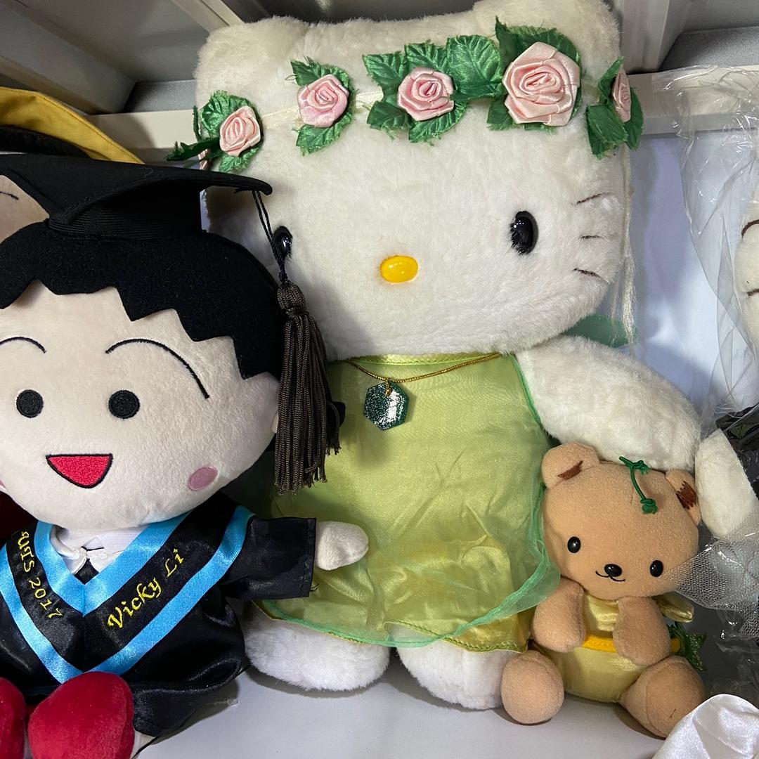 黄绿蓝毛绒玩具二店