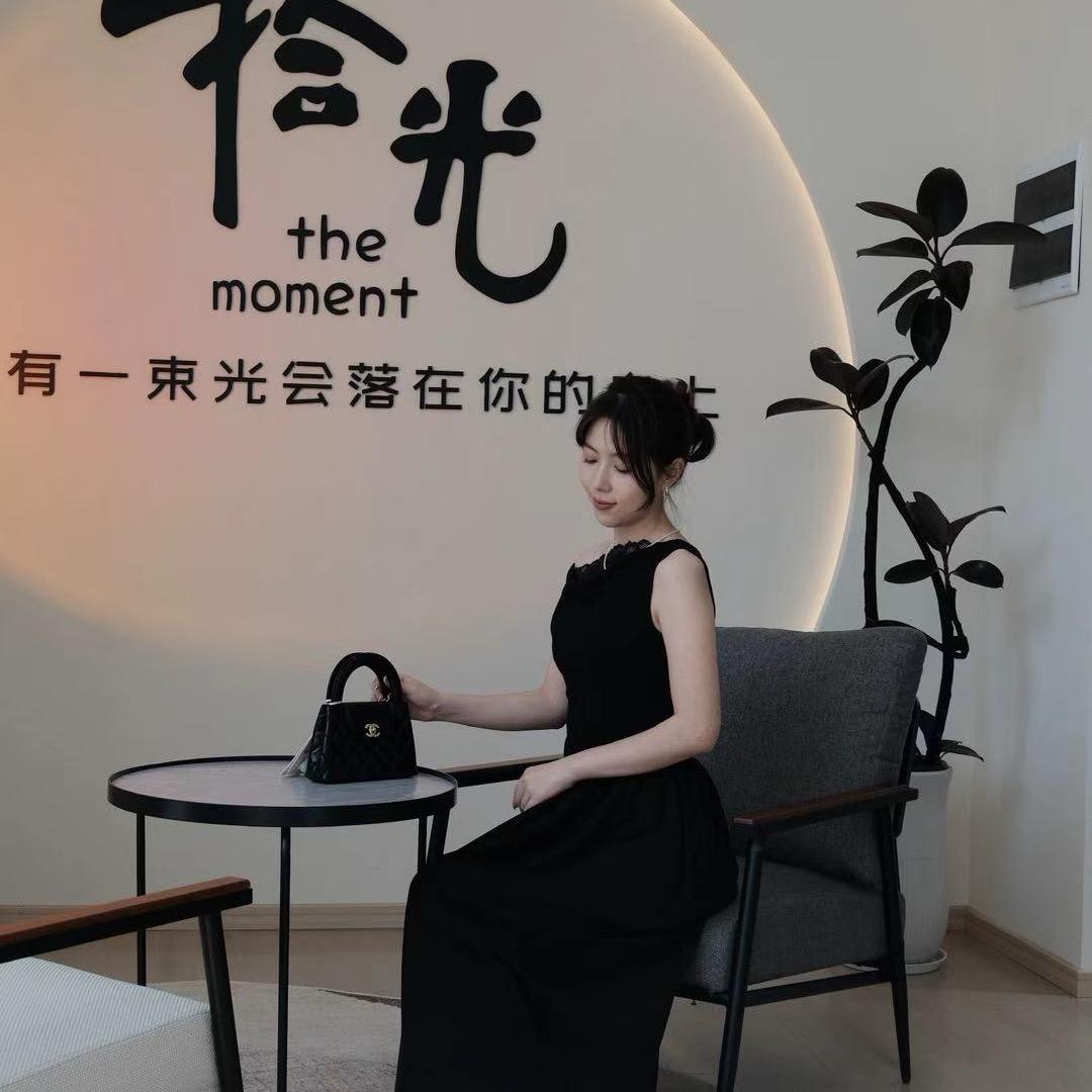 拾光女装美学集合店