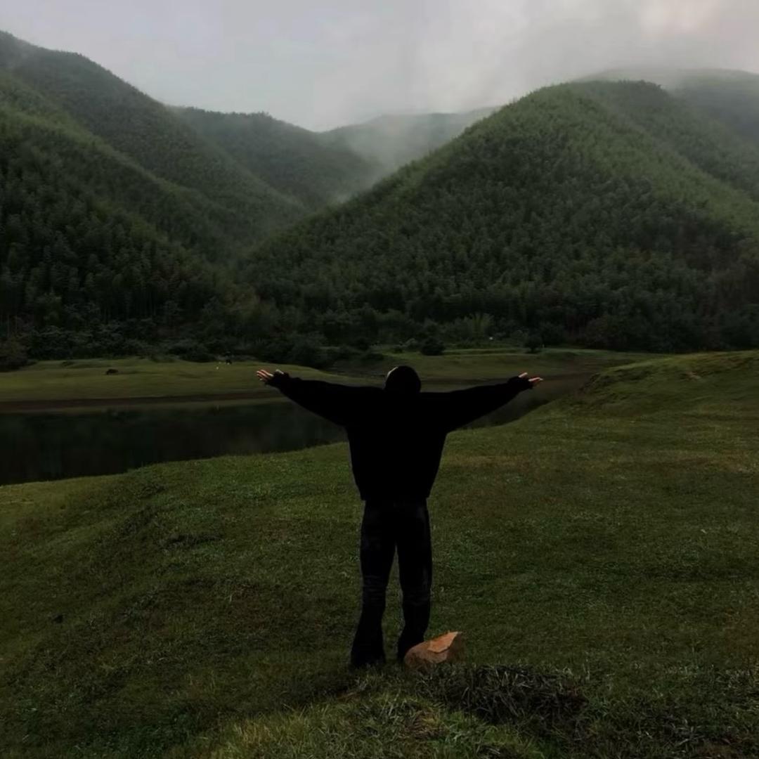凨.