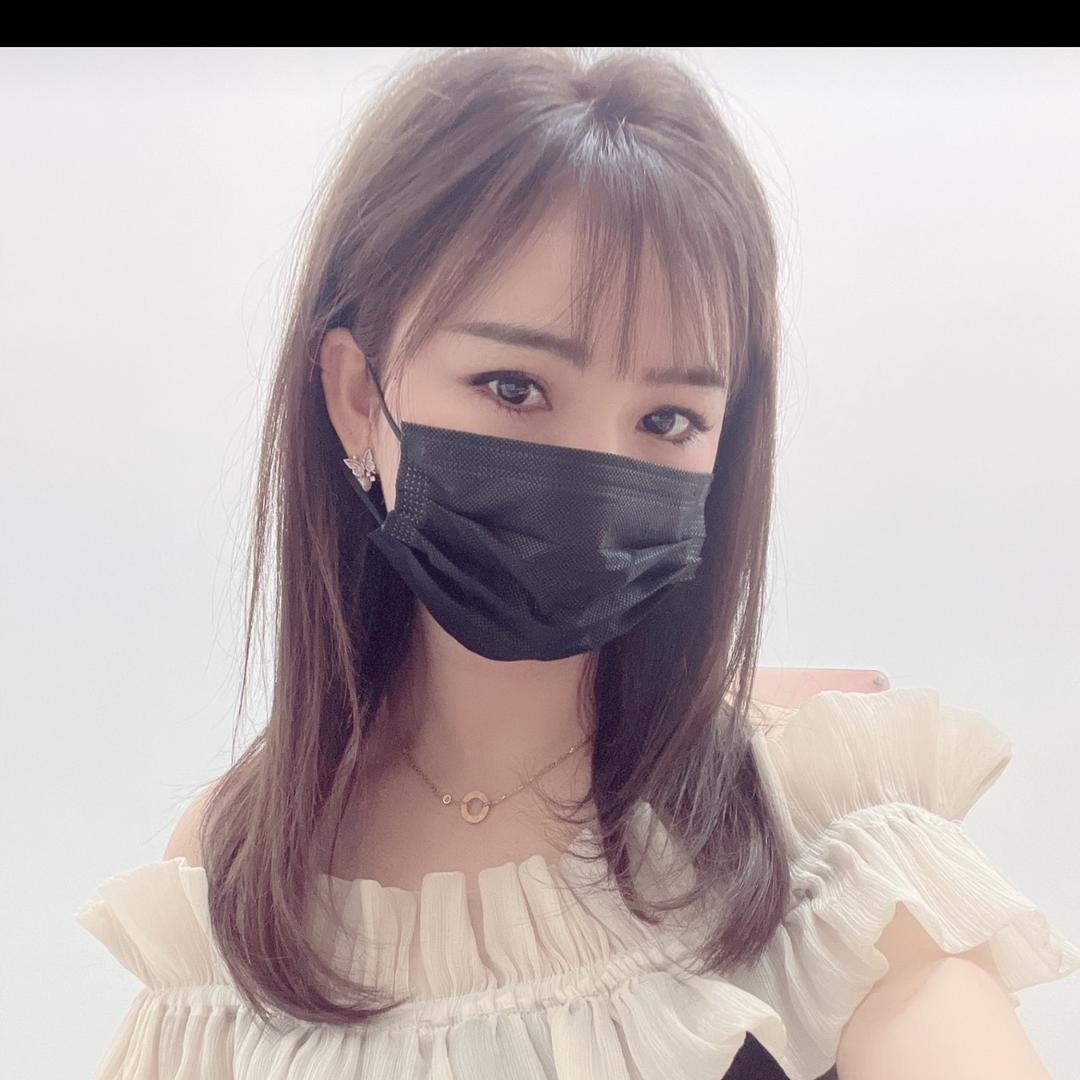 爱刮胡子的姐姐