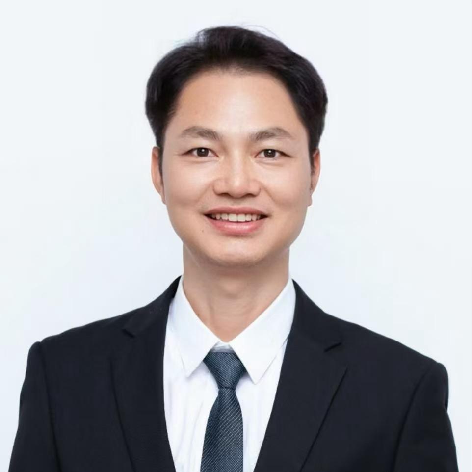 大飞：房产➕金融