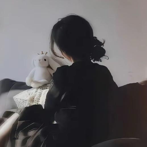 尤默