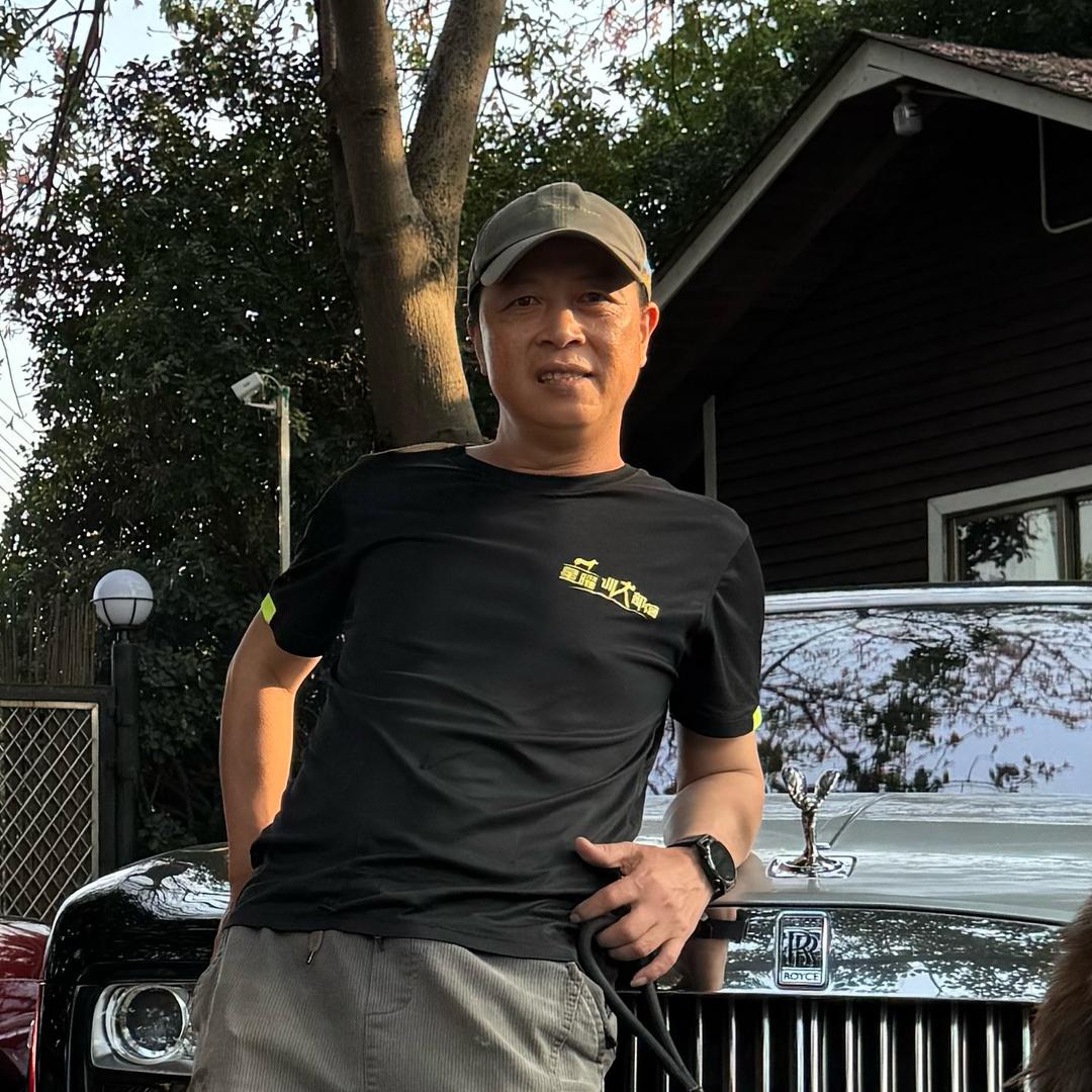 广州训犬杨斌