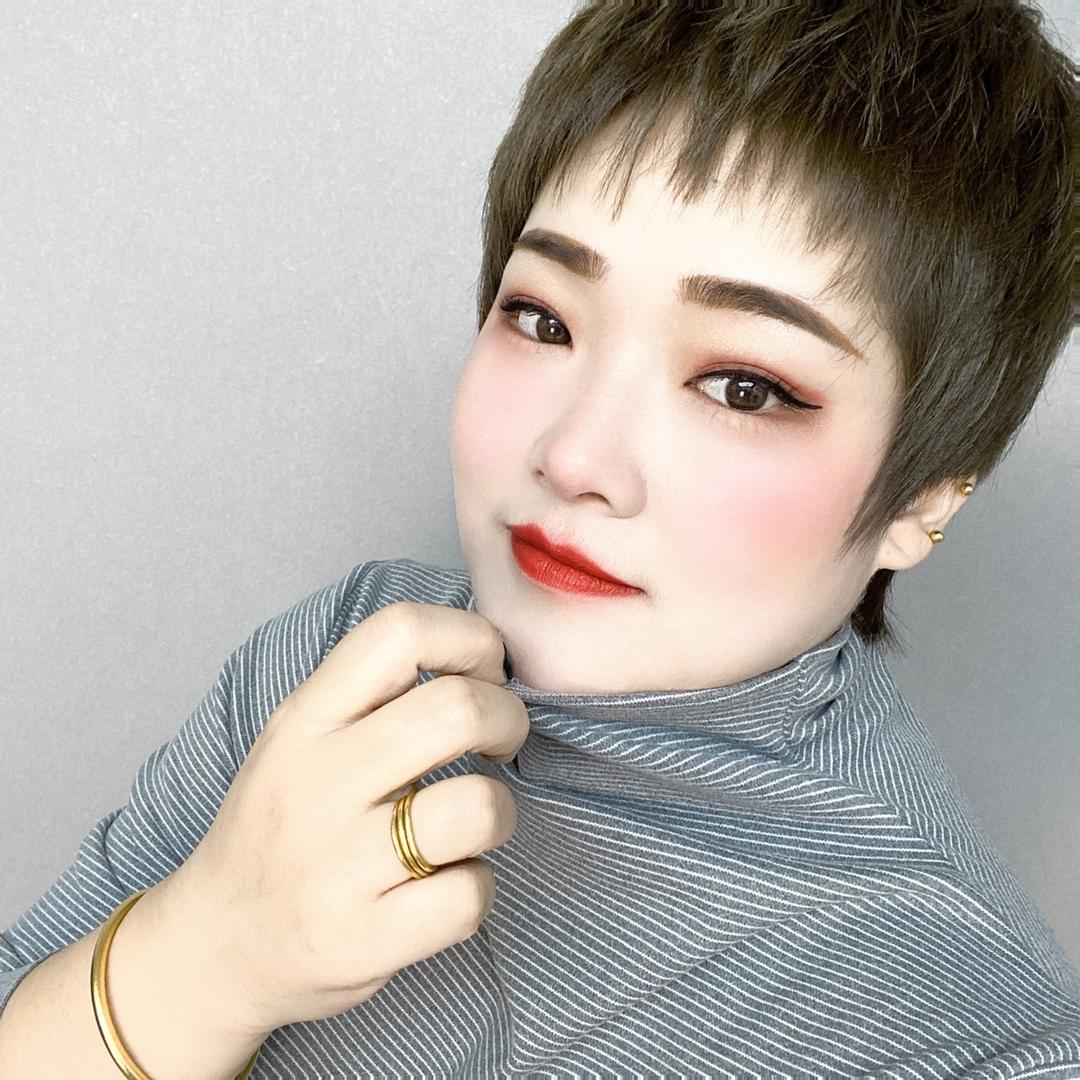 叮叮大码女装服饰