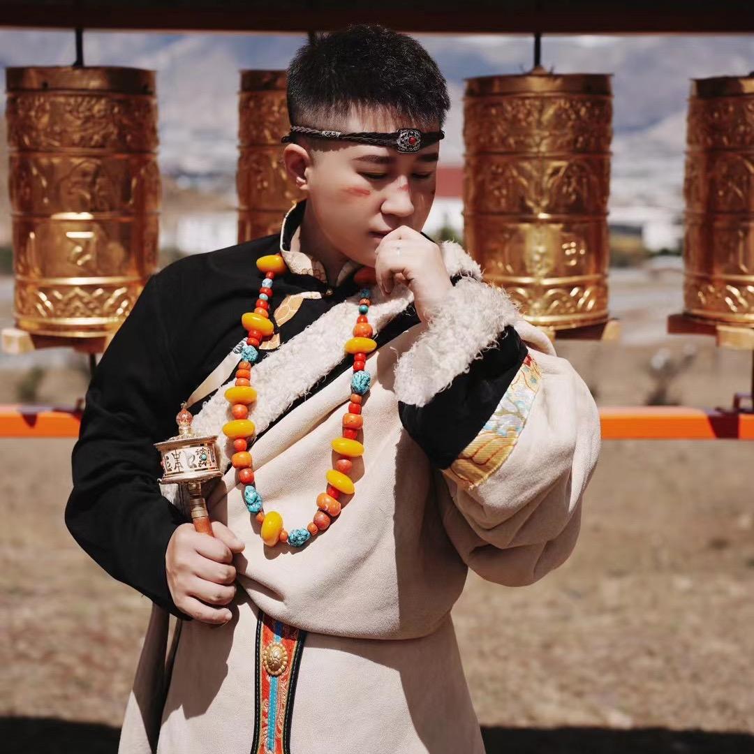 👑葫芦娃/。@抖音