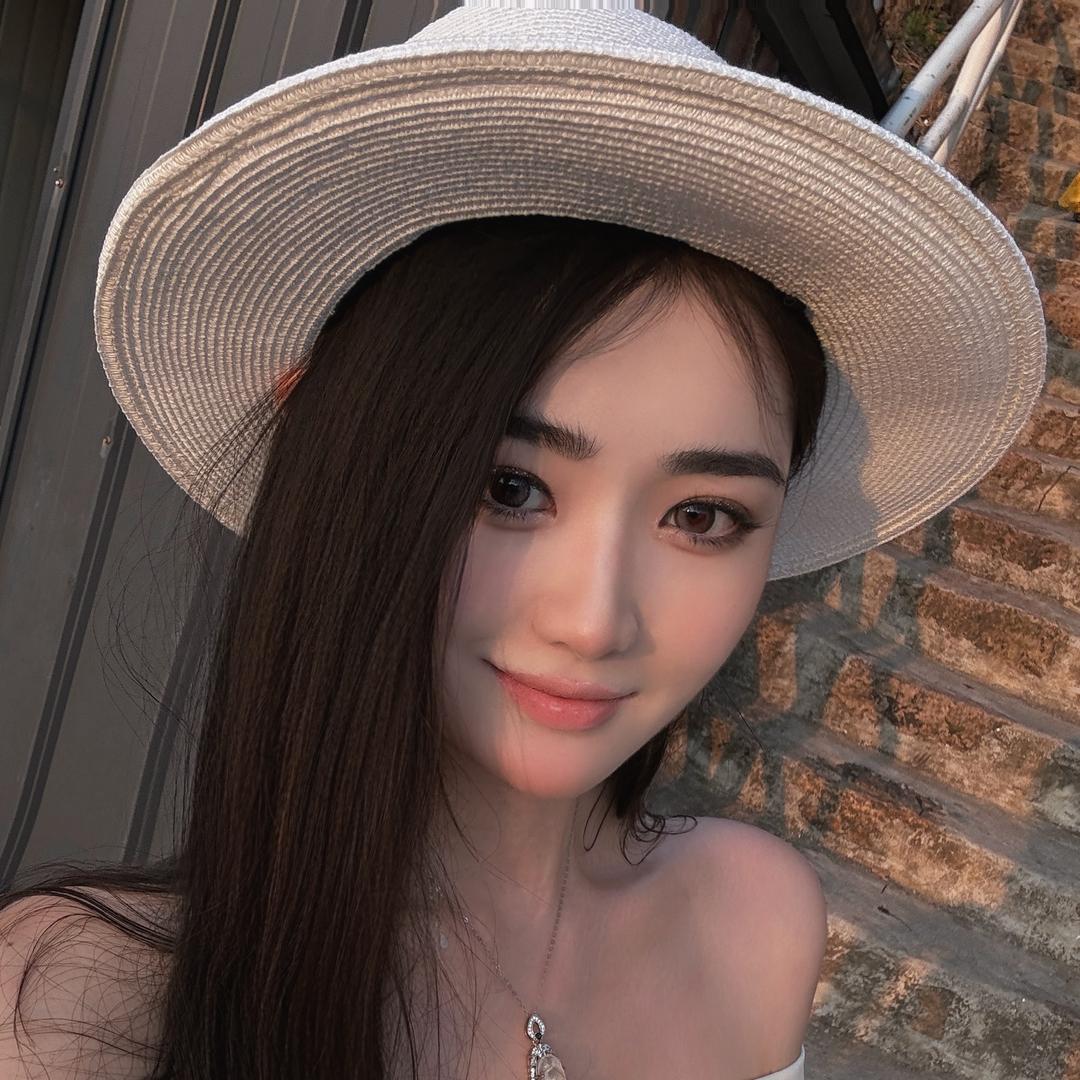 西西胖了.