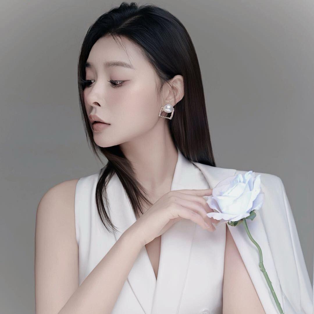 维美国际-萌萌老师