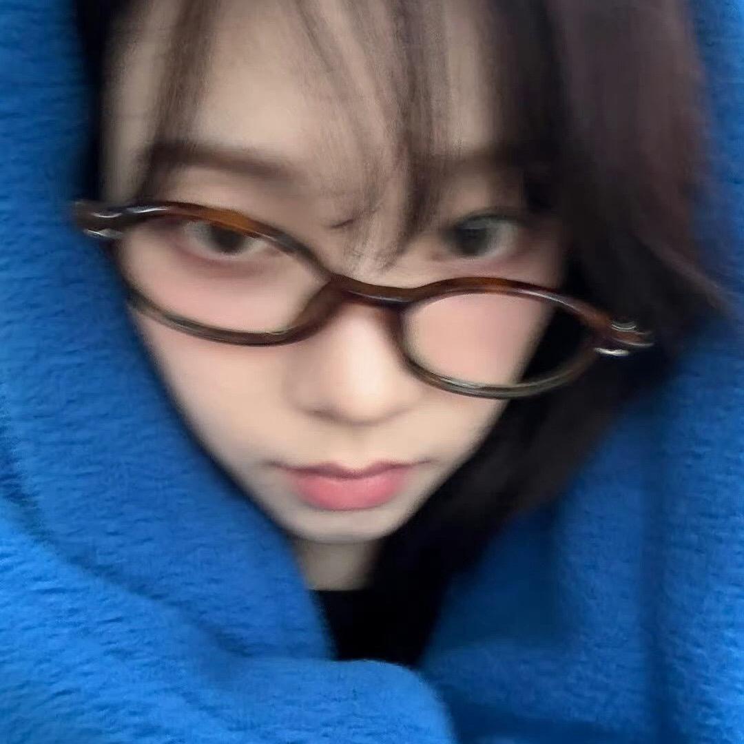 金泰妍给个姬会