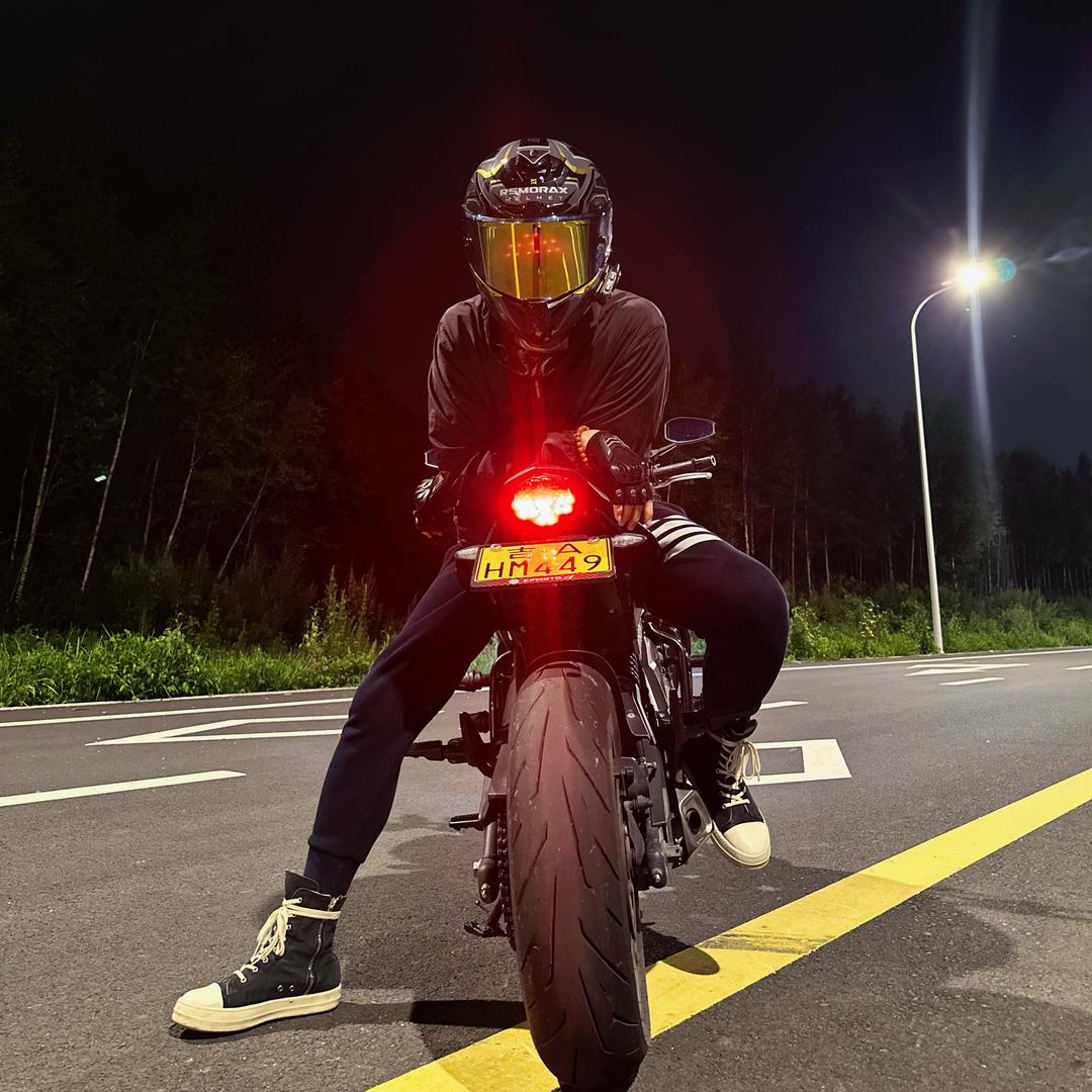 小孫🕶